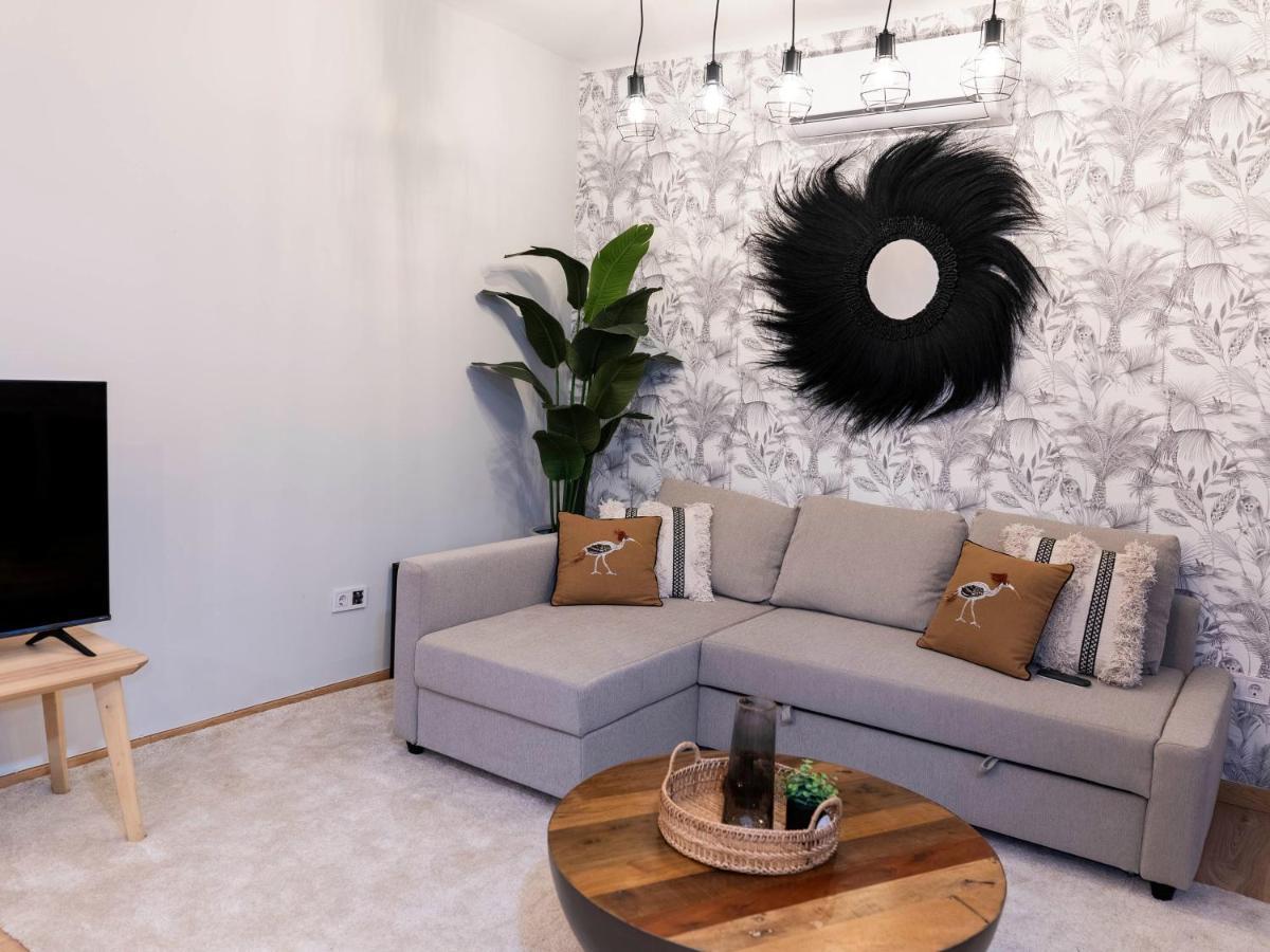 Almar Collection Atocha Apartamento Madri Exterior foto
